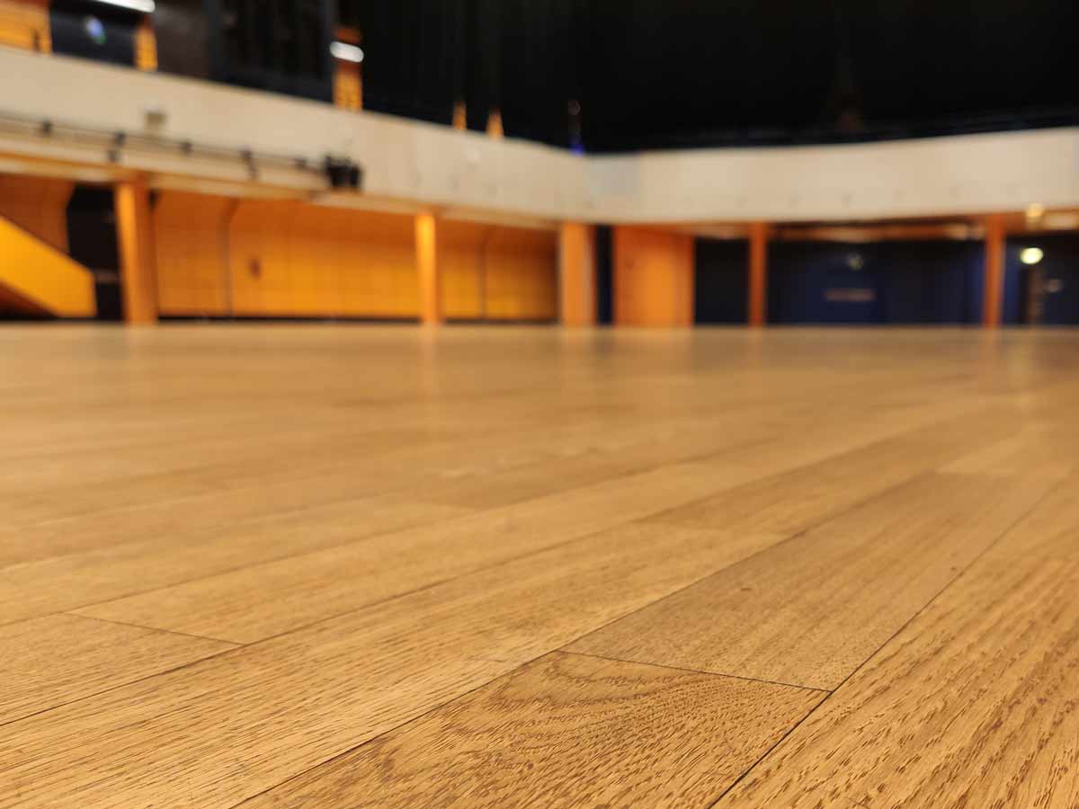 Congress-Center-Czech-Synteko-Natural-Re-cover-1688sqm-detail-web
